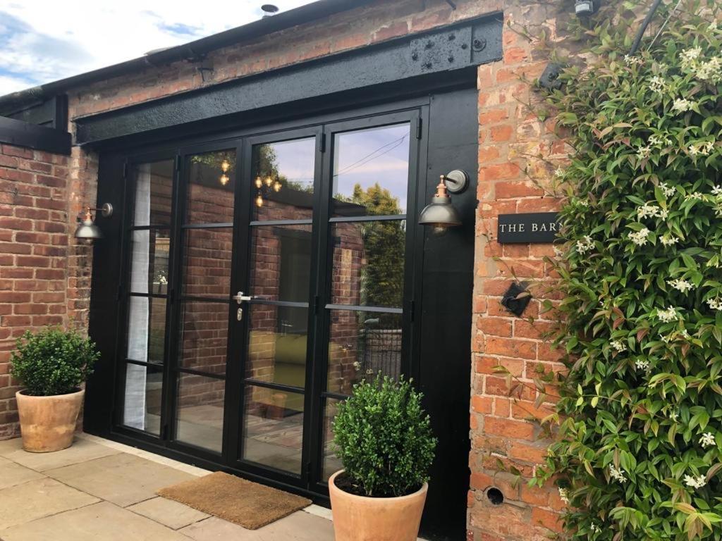 Luxury Barn With Hot Tub, Spa Treatments, Private Dining Little Budworth Dış mekan fotoğraf