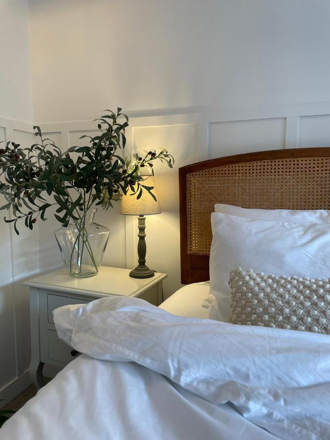 Luxury Barn With Hot Tub, Spa Treatments, Private Dining Little Budworth Dış mekan fotoğraf