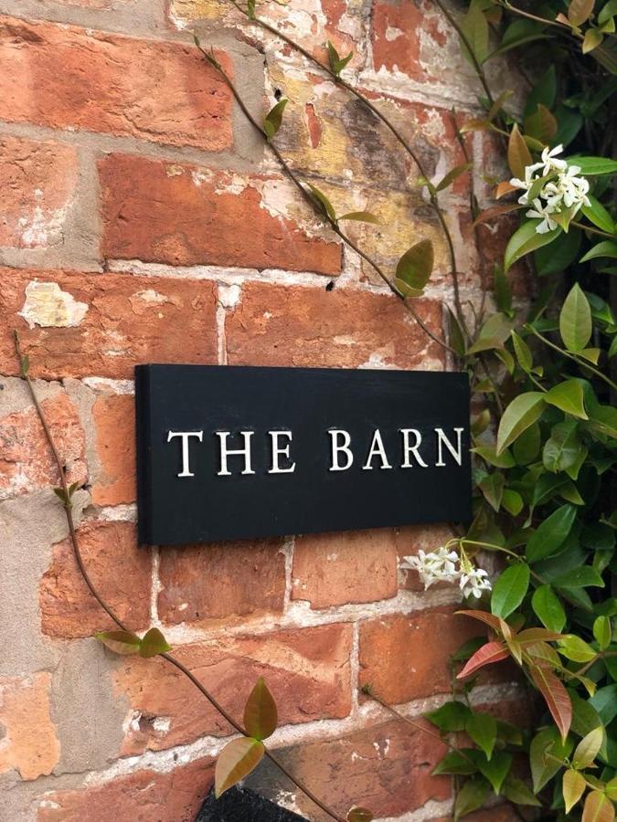 Luxury Barn With Hot Tub, Spa Treatments, Private Dining Little Budworth Dış mekan fotoğraf